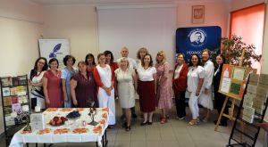 Wspólne zdjęcie pracowników Pedagogicznej Biblioteki Wojewódzkiej w Bydgoszczy.