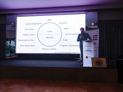 Prelegent prowadzący swój warsztat