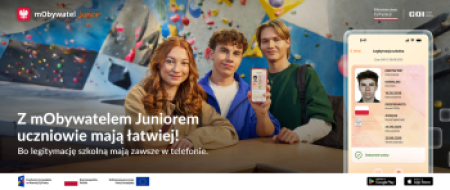 Troje nastolatków na sali wspinaczkowej, pokazują mlegitymację, obok jej zbliżenie, logotypy organizatorów.