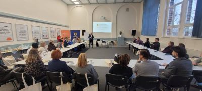 Uczestnicy wizyty podczas wizyty w Departamencie Edukacji i Nauki Pomorskiego Urzędu Marszałkowskiego