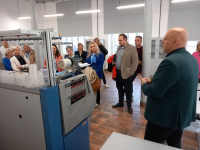 Uczestnicy wizyty podczas zwiedzania