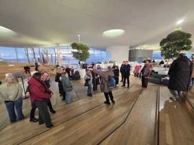 Uczestnicy wizyty biorący udział w zorganizowanym spotkaniu