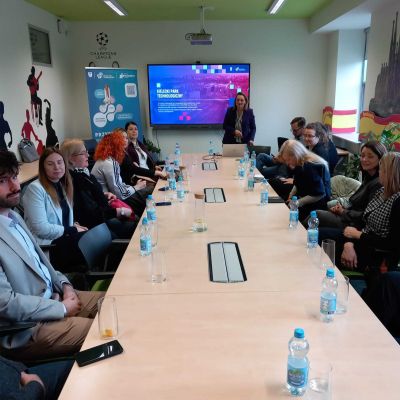 Uczestnicy wizyty podczas wizyty w kieleckim parku technologicznym