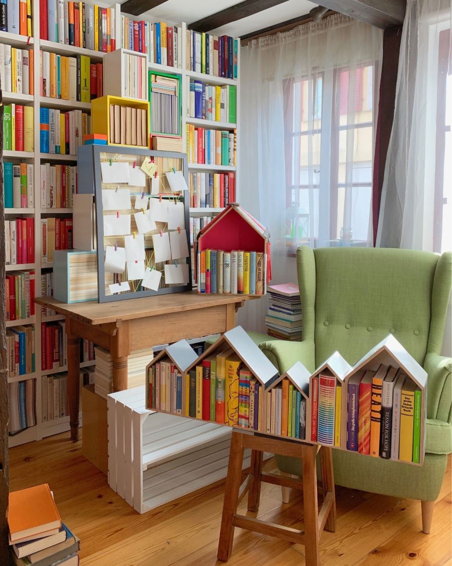 Domowa biblioteczka.