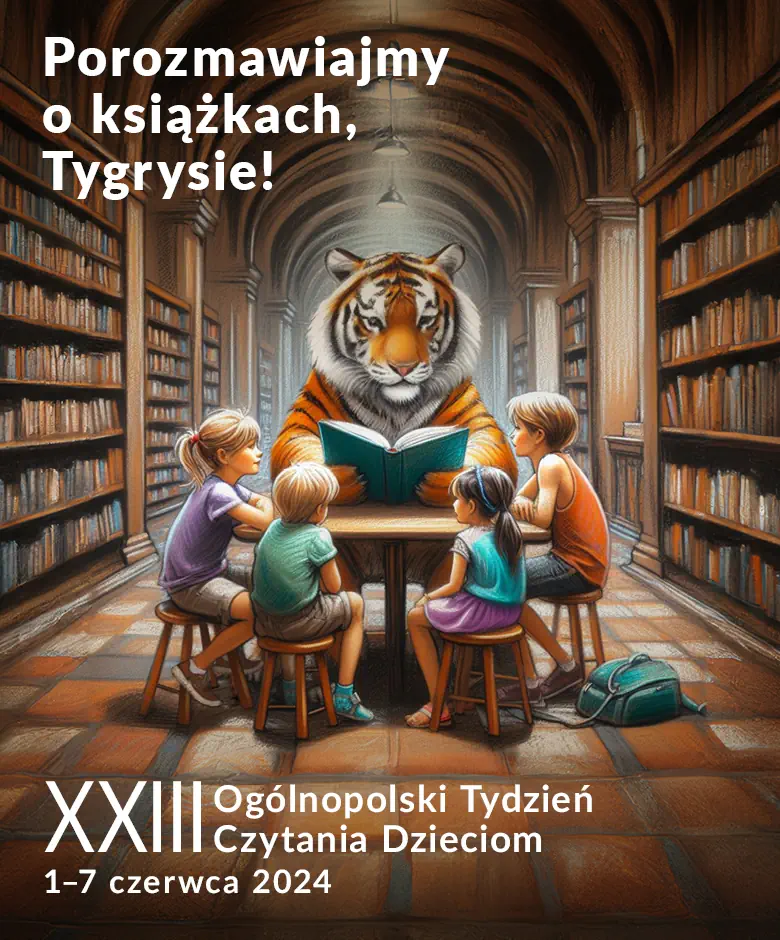 Czworo dzieci i postać tygrysa z otwartą książką siedzą w otoczeniu regałów bibliotecznych.