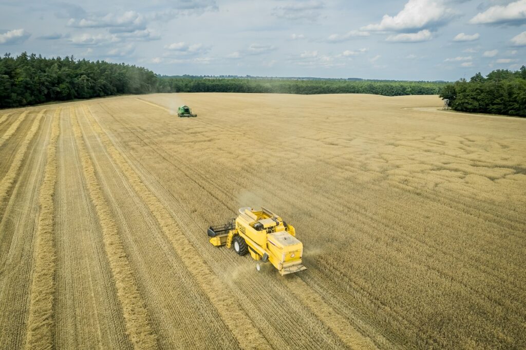 Maszyny rolnicze na polu